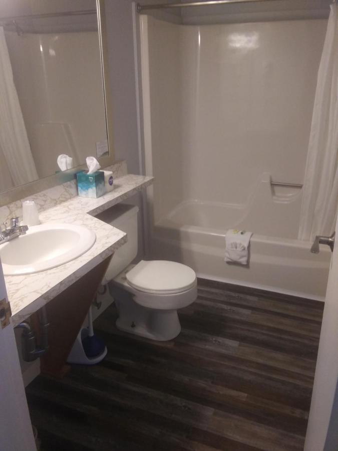 The Eastland Motel Lubec Экстерьер фото